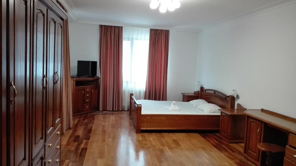 Ajax Boutique Apart Hotel София Екстериор снимка