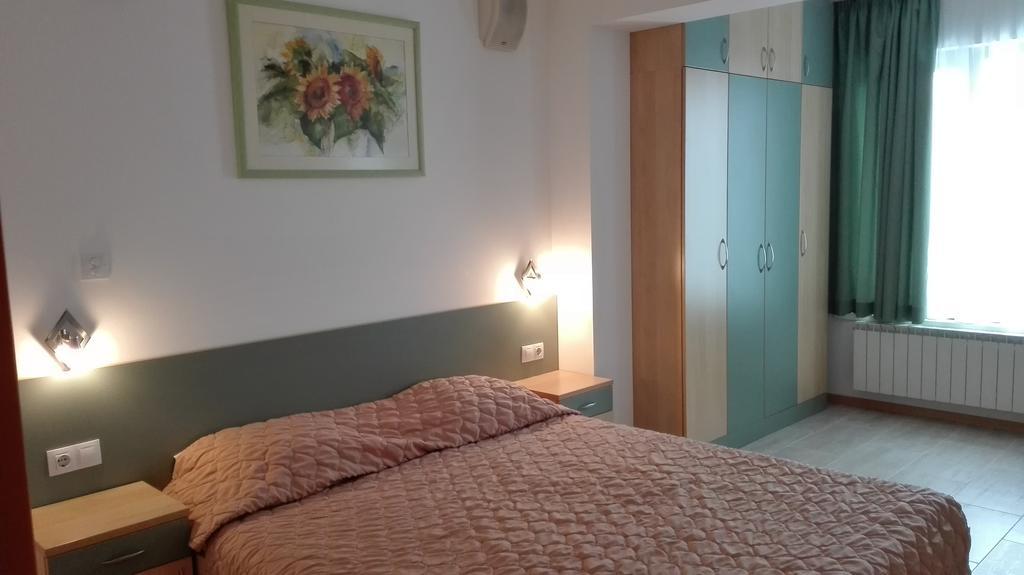 Ajax Boutique Apart Hotel София Екстериор снимка