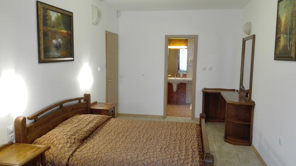 Ajax Boutique Apart Hotel София Екстериор снимка
