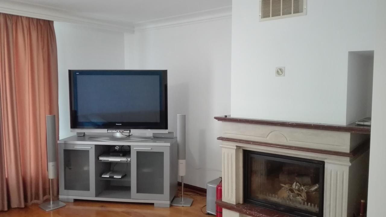 Ajax Boutique Apart Hotel София Екстериор снимка