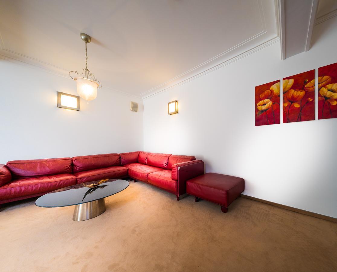 Ajax Boutique Apart Hotel София Екстериор снимка