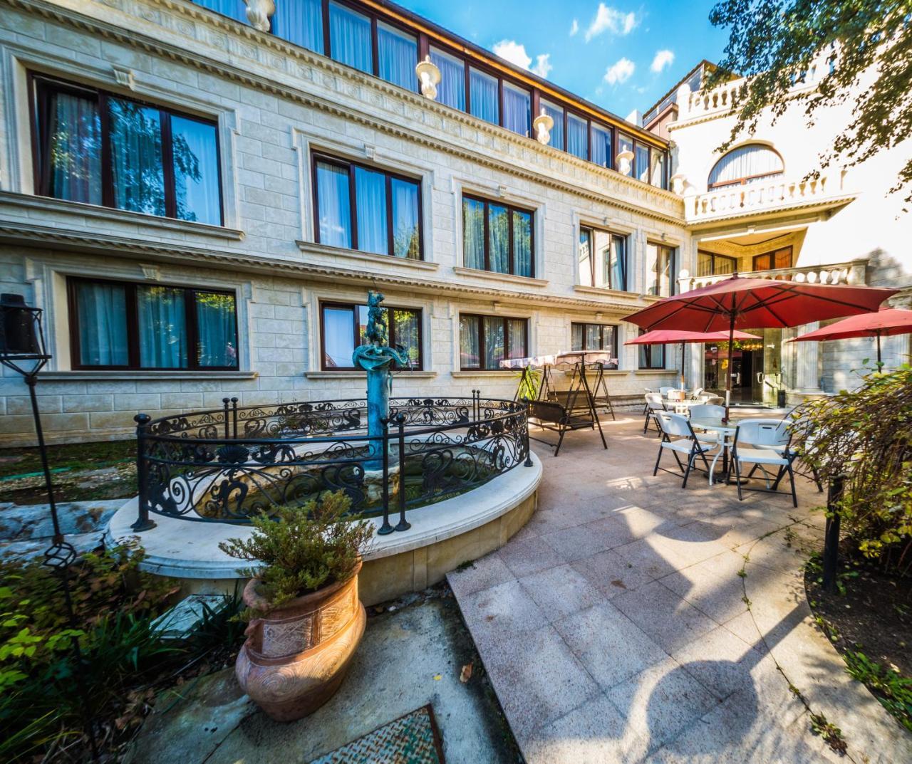 Ajax Boutique Apart Hotel София Екстериор снимка